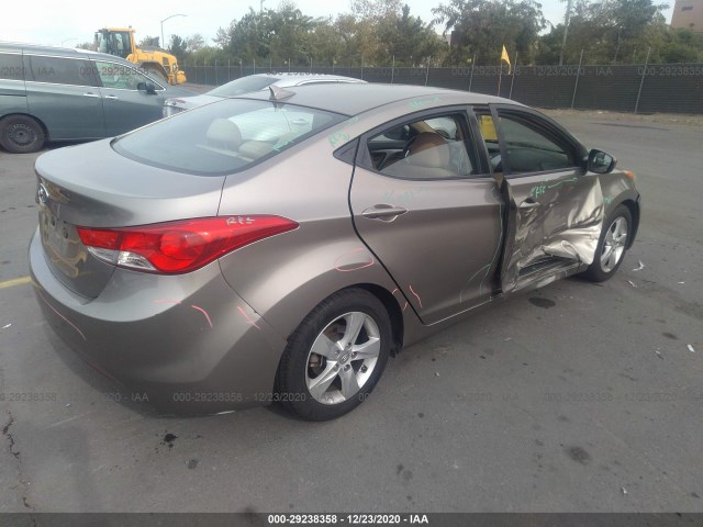 Photo 3 VIN: 5NPDH4AE6DH321609 - HYUNDAI ELANTRA 