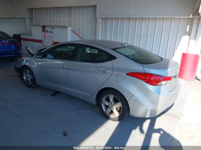 Photo 2 VIN: 5NPDH4AE6DH328043 - HYUNDAI ELANTRA 