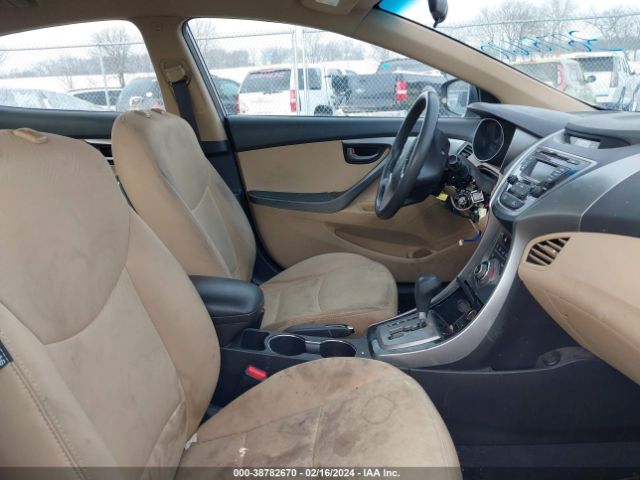 Photo 4 VIN: 5NPDH4AE6DH328401 - HYUNDAI ELANTRA 