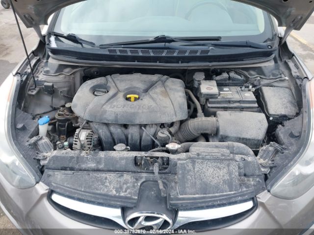 Photo 9 VIN: 5NPDH4AE6DH328401 - HYUNDAI ELANTRA 