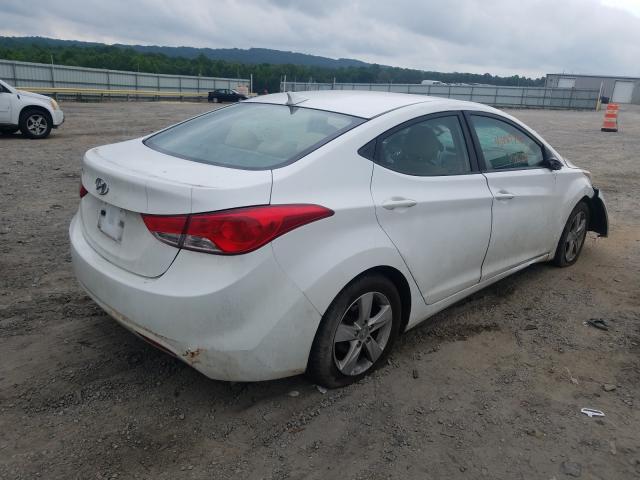 Photo 3 VIN: 5NPDH4AE6DH328527 - HYUNDAI ELANTRA GL 