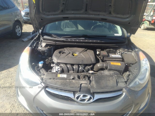 Photo 9 VIN: 5NPDH4AE6DH341309 - HYUNDAI ELANTRA 