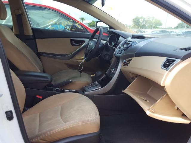 Photo 4 VIN: 5NPDH4AE6DH362404 - HYUNDAI ELANTRA GL 