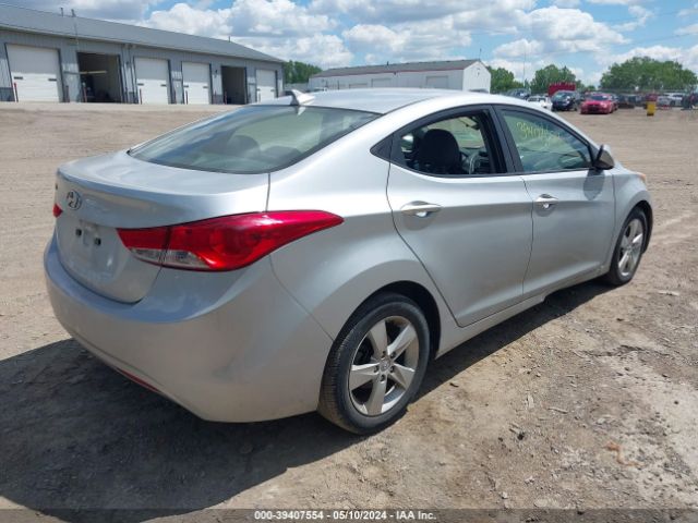 Photo 3 VIN: 5NPDH4AE6DH365822 - HYUNDAI ELANTRA 