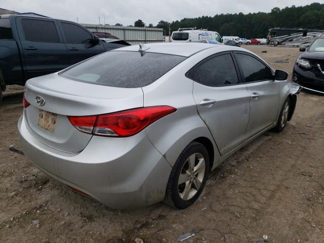 Photo 3 VIN: 5NPDH4AE6DH382295 - HYUNDAI ELANTRA GL 