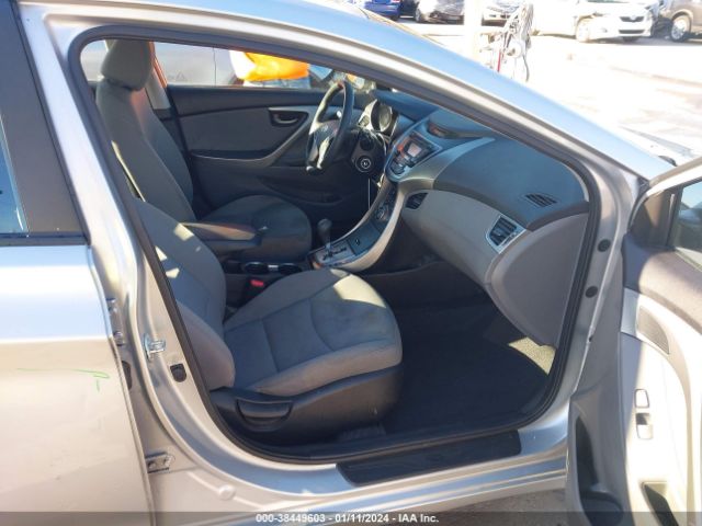 Photo 4 VIN: 5NPDH4AE6DH386072 - HYUNDAI ELANTRA 