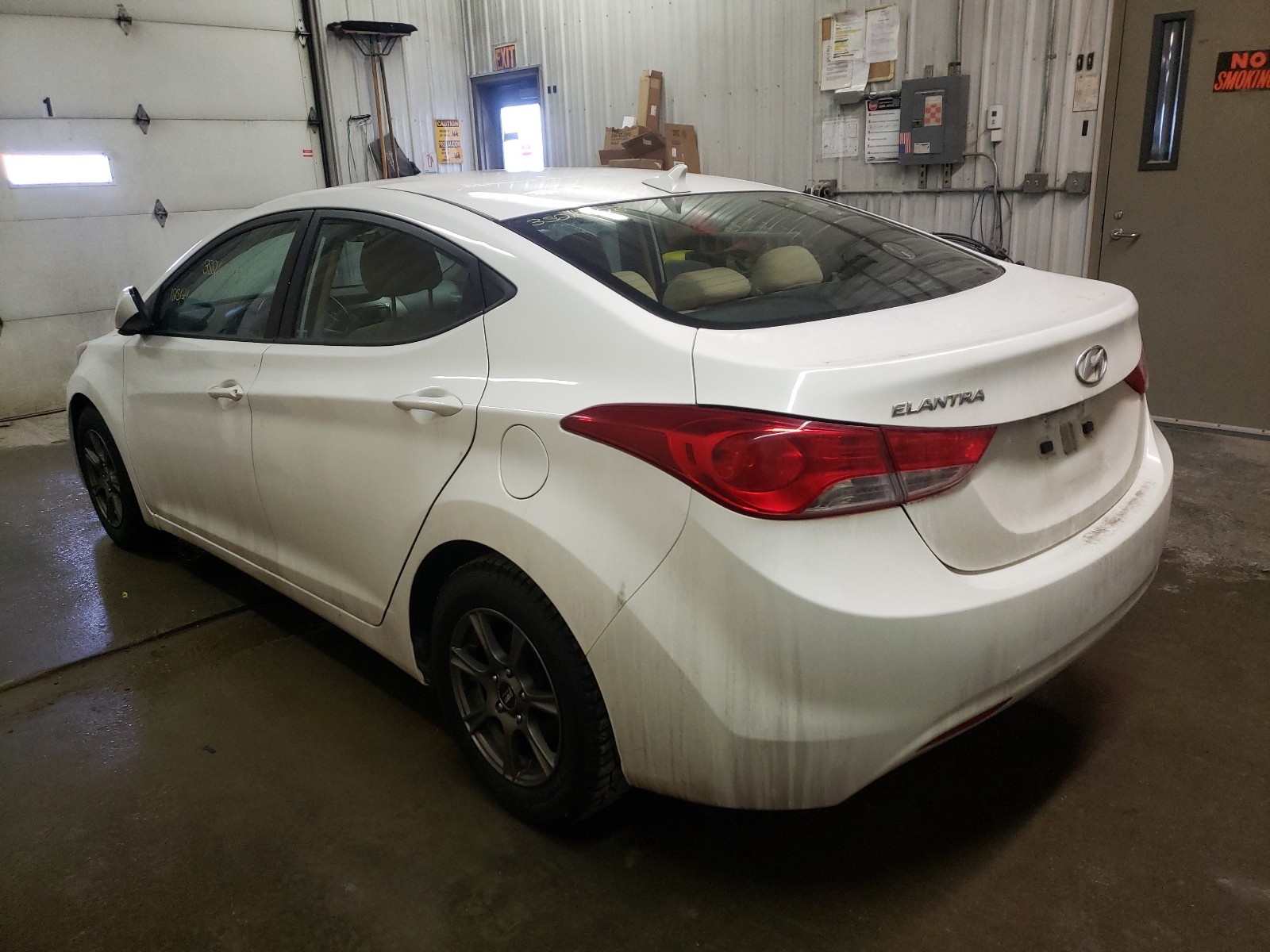 Photo 2 VIN: 5NPDH4AE6DH386248 - HYUNDAI ELANTRA GL 