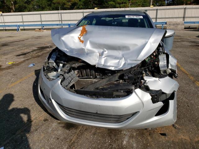 Photo 8 VIN: 5NPDH4AE6DH389263 - HYUNDAI ELANTRA GL 