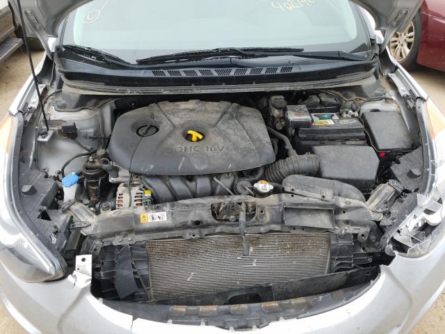 Photo 6 VIN: 5NPDH4AE6DH402190 - HYUNDAI ELANTRA GL 