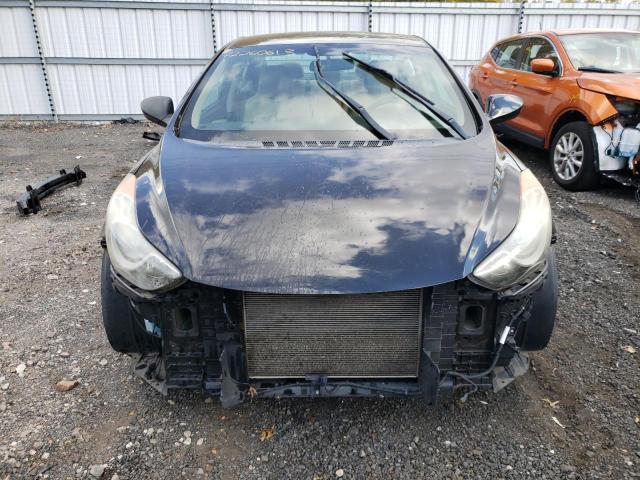 Photo 4 VIN: 5NPDH4AE6DH420415 - HYUNDAI ELANTRA 