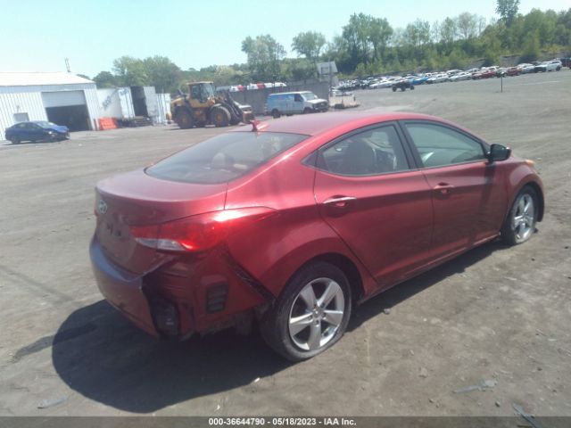 Photo 3 VIN: 5NPDH4AE6DH427039 - HYUNDAI ELANTRA 