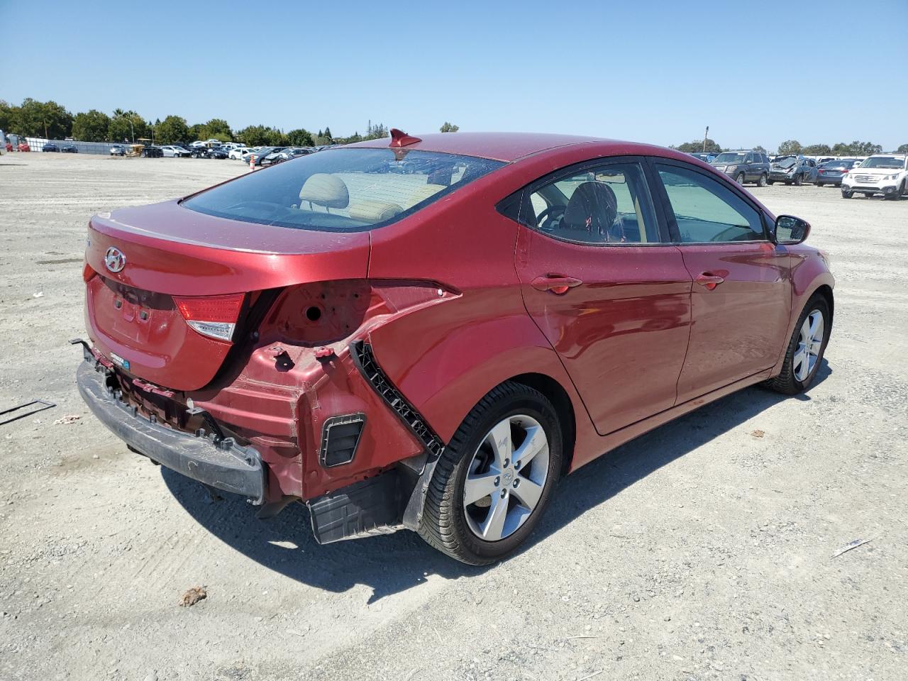 Photo 2 VIN: 5NPDH4AE6DH448313 - HYUNDAI ELANTRA 