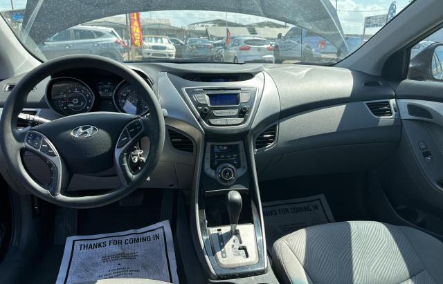 Photo 8 VIN: 5NPDH4AE6DH448506 - HYUNDAI ELANTRA GL 