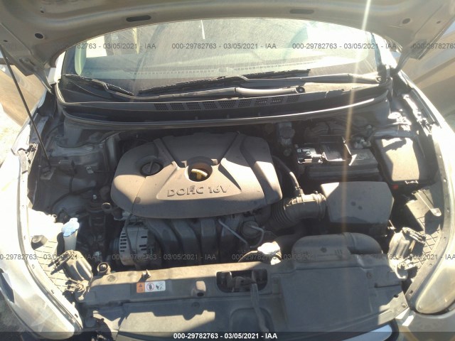 Photo 9 VIN: 5NPDH4AE6DH449252 - HYUNDAI ELANTRA 