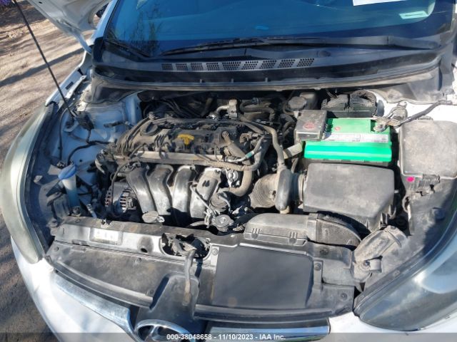 Photo 9 VIN: 5NPDH4AE6EH506146 - HYUNDAI ELANTRA 