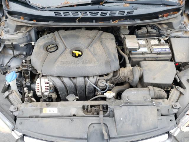 Photo 6 VIN: 5NPDH4AE6EH517728 - HYUNDAI ELANTRA SE 