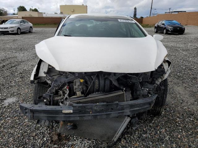 Photo 4 VIN: 5NPDH4AE6EH524727 - HYUNDAI ELANTRA 