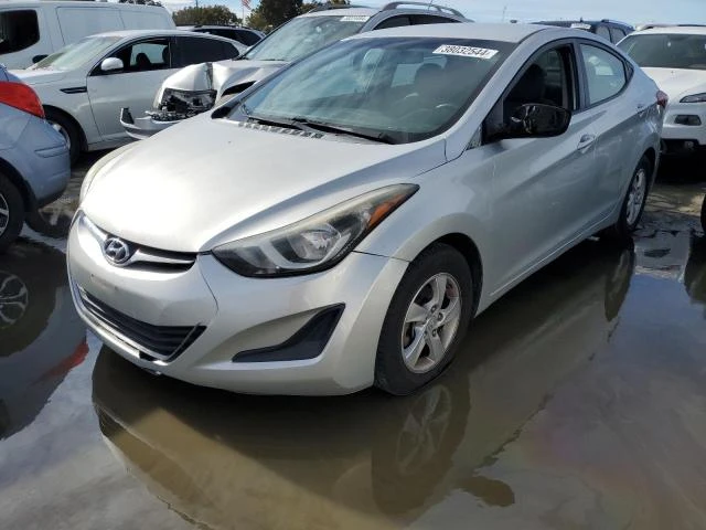 Photo 0 VIN: 5NPDH4AE6FH555655 - HYUNDAI ELANTRA SE 