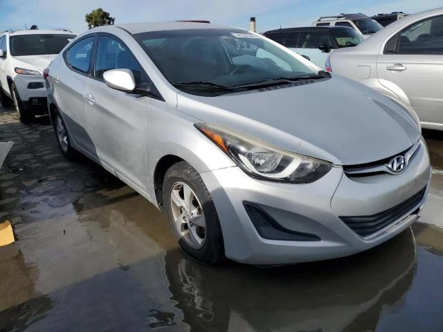 Photo 3 VIN: 5NPDH4AE6FH555655 - HYUNDAI ELANTRA SE 