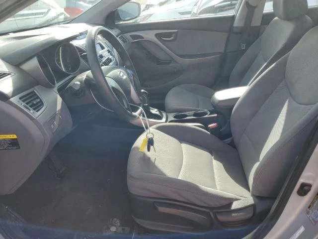 Photo 6 VIN: 5NPDH4AE6FH555655 - HYUNDAI ELANTRA SE 