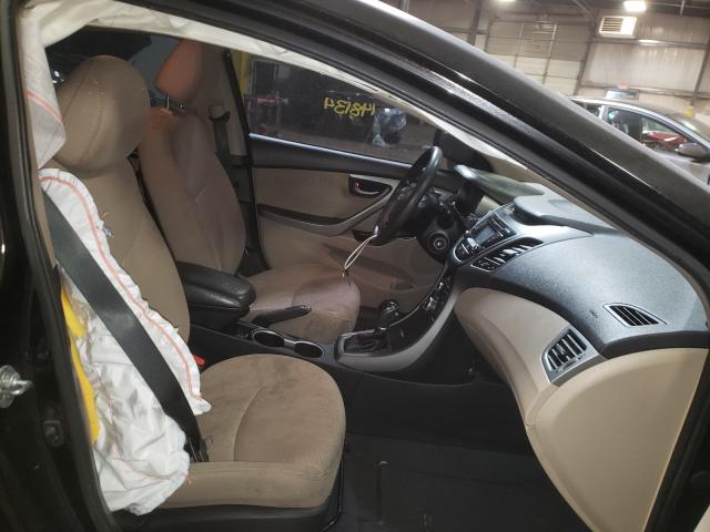 Photo 4 VIN: 5NPDH4AE6FH557664 - HYUNDAI ELANTRA SE 