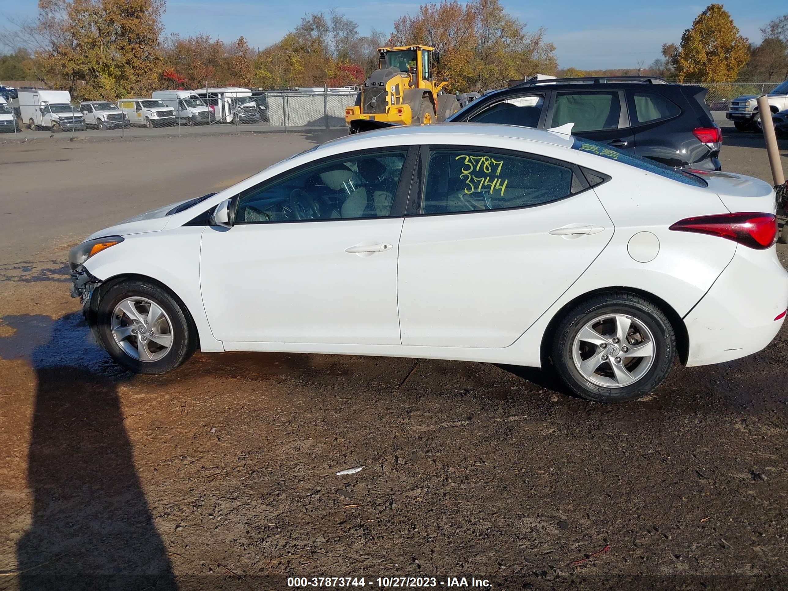 Photo 14 VIN: 5NPDH4AE6FH579535 - HYUNDAI ELANTRA 