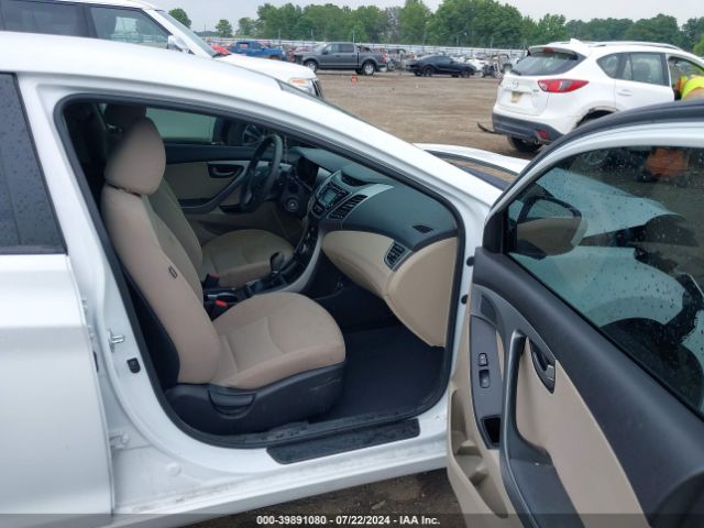 Photo 4 VIN: 5NPDH4AE6FH583116 - HYUNDAI ELANTRA 