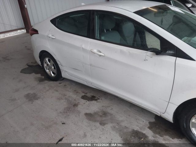 Photo 5 VIN: 5NPDH4AE6FH585240 - HYUNDAI ELANTRA 