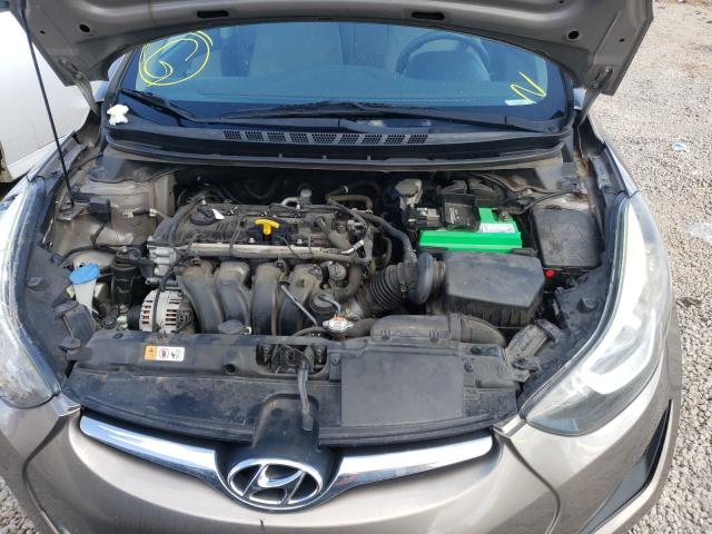 Photo 6 VIN: 5NPDH4AE6FH588509 - HYUNDAI ELANTRA SE 