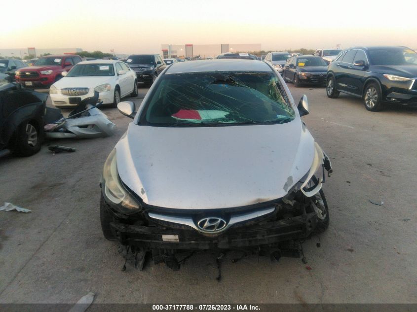 Photo 11 VIN: 5NPDH4AE6FH609942 - HYUNDAI ELANTRA 