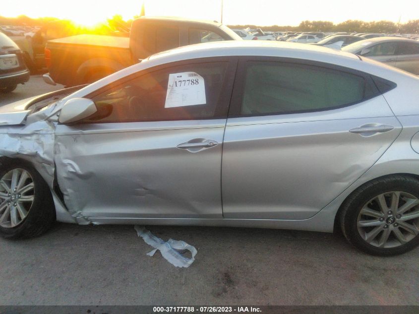 Photo 13 VIN: 5NPDH4AE6FH609942 - HYUNDAI ELANTRA 