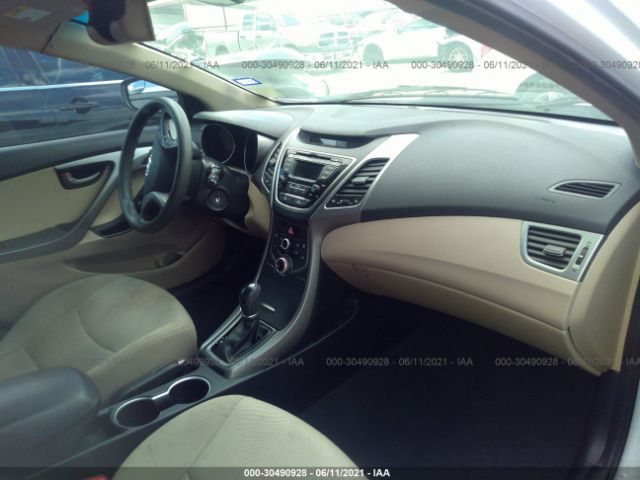 Photo 4 VIN: 5NPDH4AE6FH611898 - HYUNDAI ELANTRA 