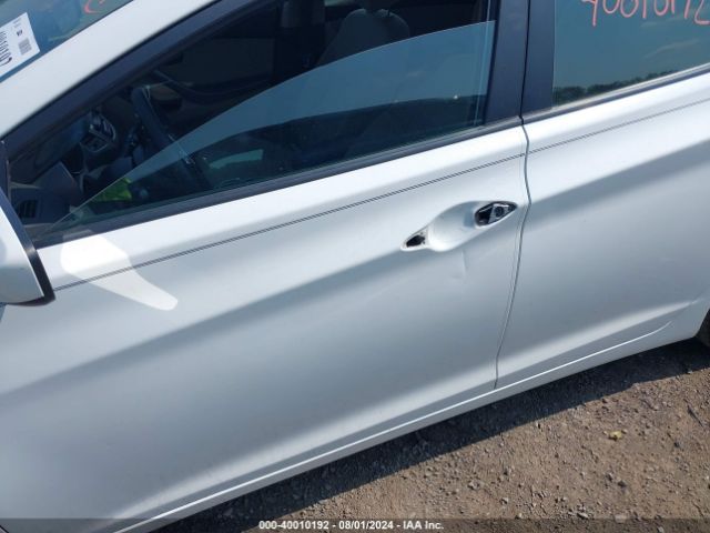 Photo 5 VIN: 5NPDH4AE6FH628393 - HYUNDAI ELANTRA 