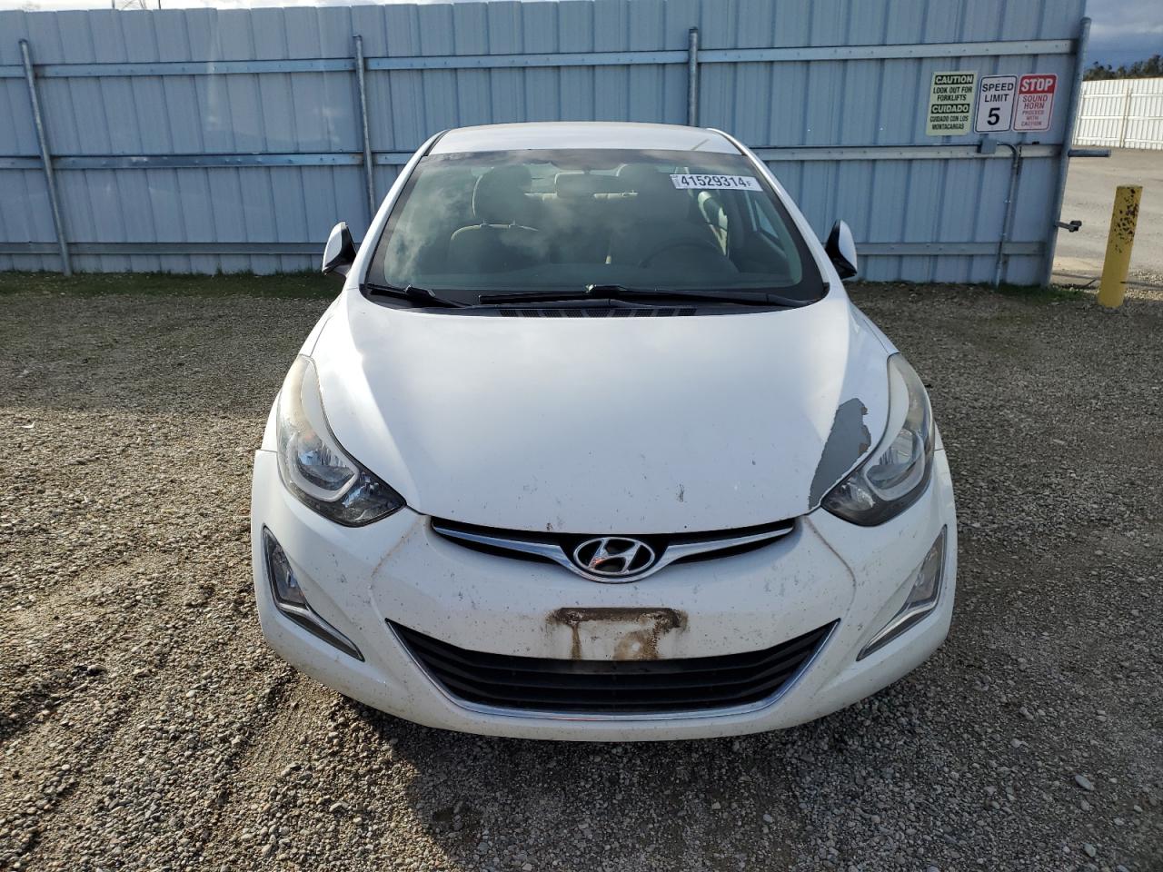 Photo 4 VIN: 5NPDH4AE6FH631116 - HYUNDAI ELANTRA 