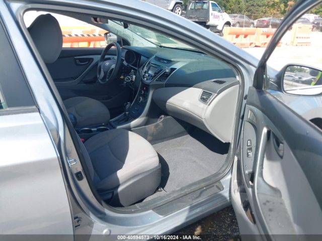 Photo 4 VIN: 5NPDH4AE6FH632833 - HYUNDAI ELANTRA 