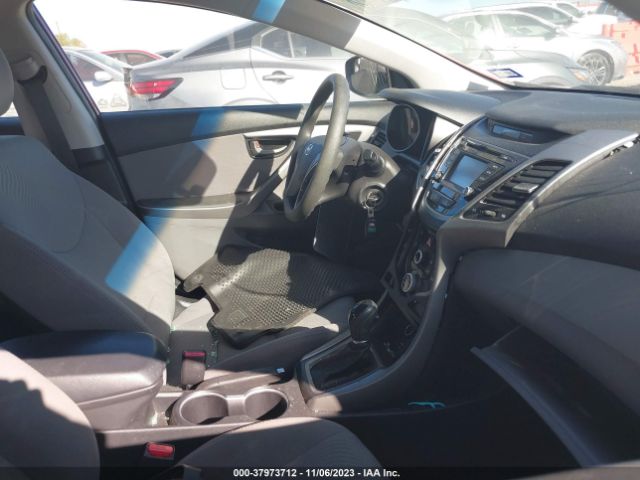 Photo 4 VIN: 5NPDH4AE6GH656325 - HYUNDAI ELANTRA 