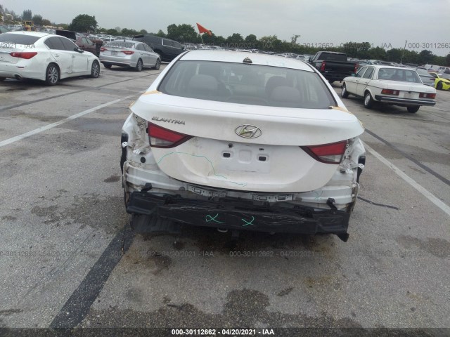 Photo 5 VIN: 5NPDH4AE6GH665557 - HYUNDAI ELANTRA 