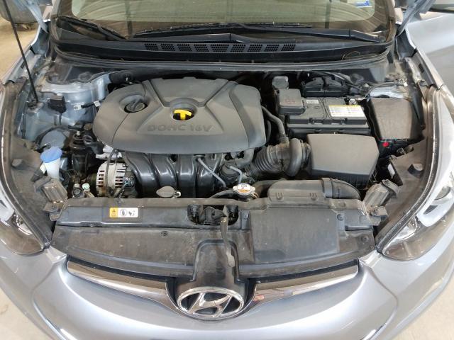 Photo 6 VIN: 5NPDH4AE6GH670922 - HYUNDAI ELANTRA SE 