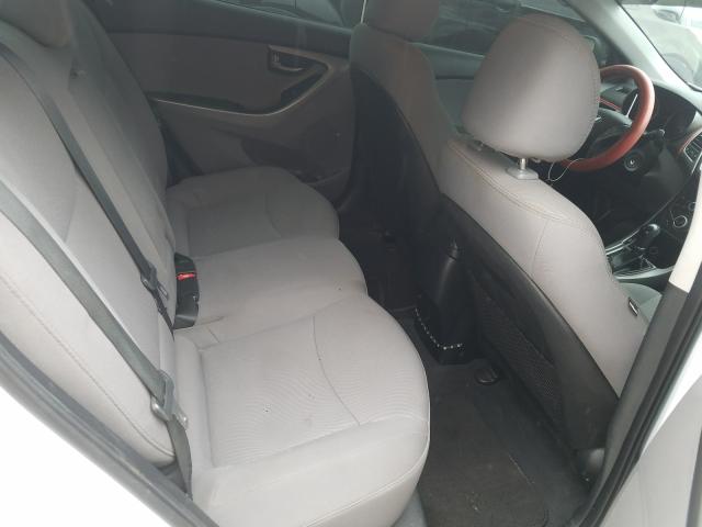 Photo 5 VIN: 5NPDH4AE6GH690006 - HYUNDAI ELANTRA SE 