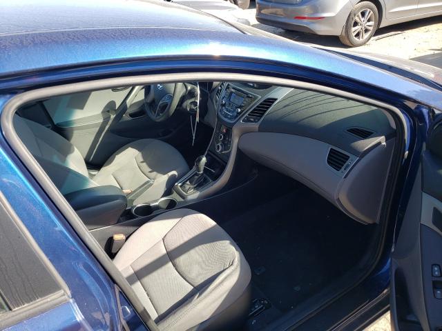 Photo 4 VIN: 5NPDH4AE6GH693570 - HYUNDAI ELANTRA SE 