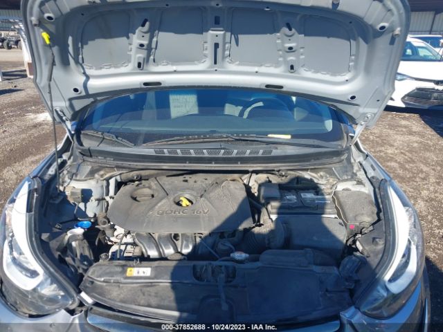 Photo 9 VIN: 5NPDH4AE6GH697294 - HYUNDAI ELANTRA 