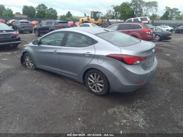 Photo 2 VIN: 5NPDH4AE6GH697599 - HYUNDAI ELANTRA 