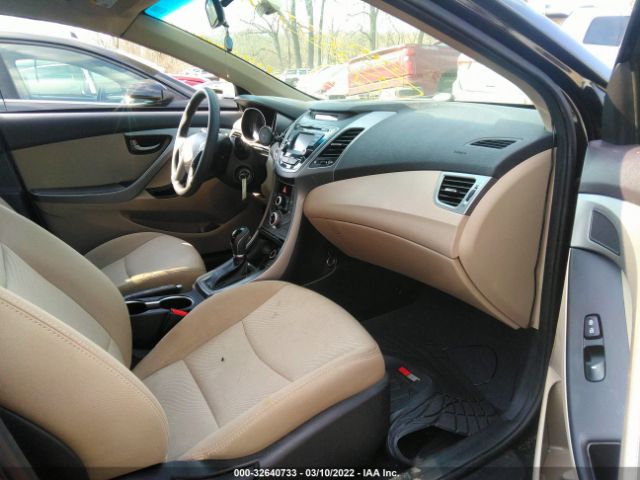 Photo 4 VIN: 5NPDH4AE6GH701201 - HYUNDAI ELANTRA 