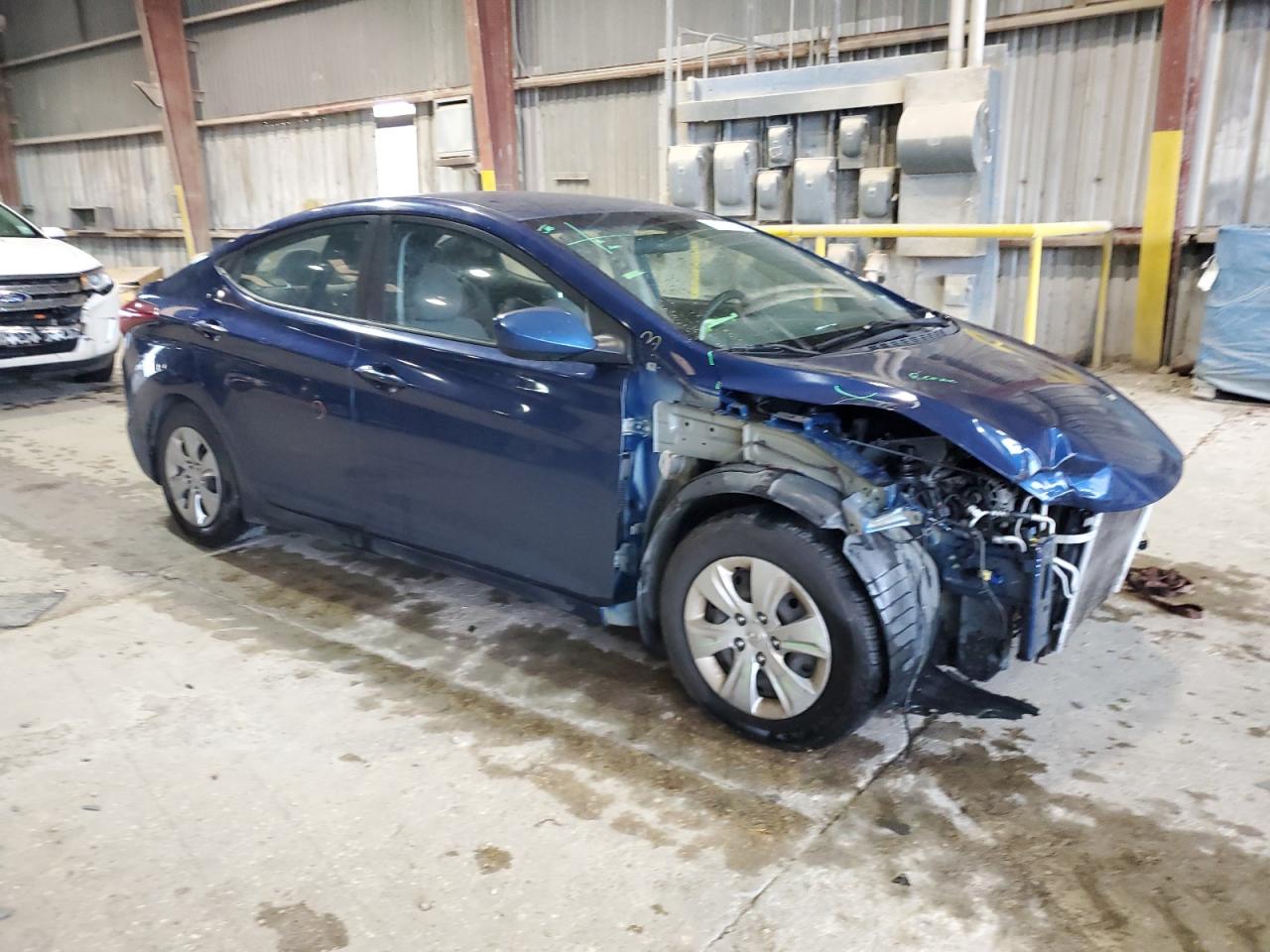 Photo 3 VIN: 5NPDH4AE6GH702672 - HYUNDAI ELANTRA 