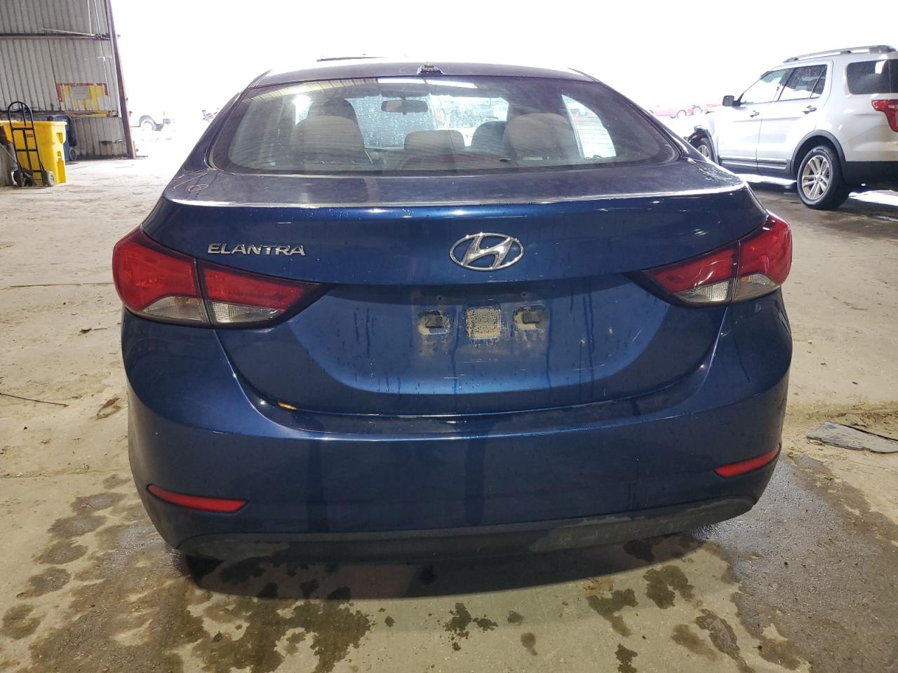 Photo 5 VIN: 5NPDH4AE6GH702672 - HYUNDAI ELANTRA 