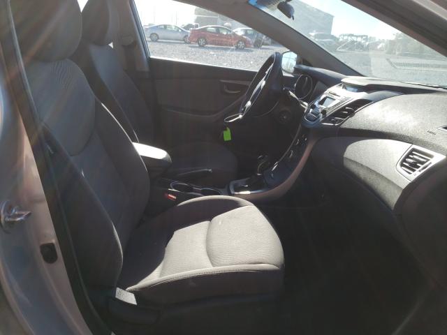 Photo 4 VIN: 5NPDH4AE6GH703403 - HYUNDAI ELANTRA SE 