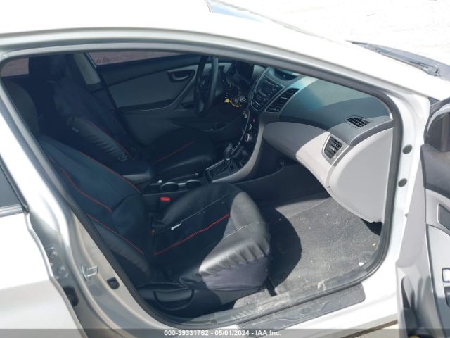 Photo 4 VIN: 5NPDH4AE6GH706317 - HYUNDAI ELANTRA 