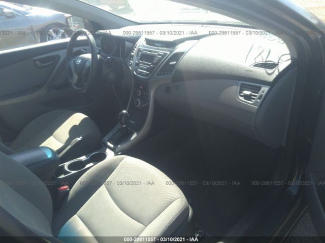 Photo 4 VIN: 5NPDH4AE6GH709170 - HYUNDAI ELANTRA 