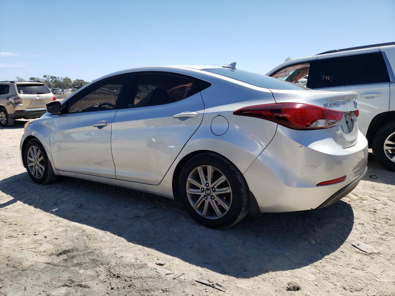 Photo 1 VIN: 5NPDH4AE6GH714465 - HYUNDAI ELANTRA 