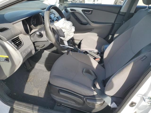 Photo 6 VIN: 5NPDH4AE6GH721240 - HYUNDAI ELANTRA SE 